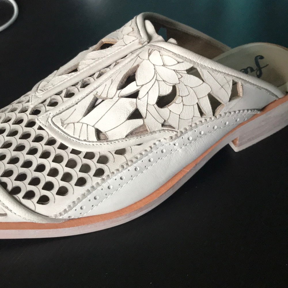 NWT Free People paramount slip on 6.5 - Picture 8 of 8